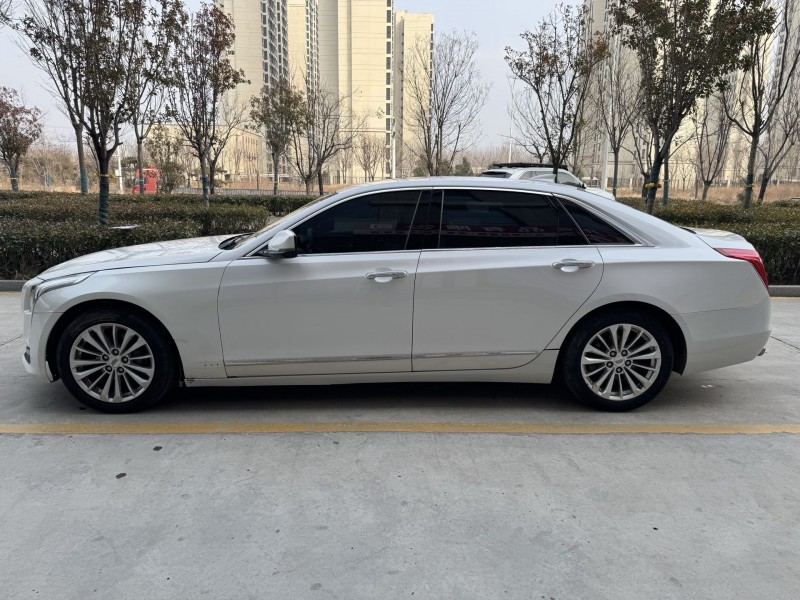 济宁17年凯迪拉克CT69