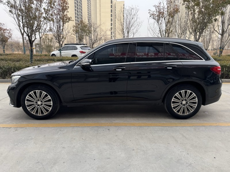 济宁17年奔驰GLC9