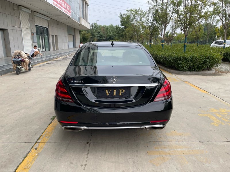 济宁16年奔驰S6