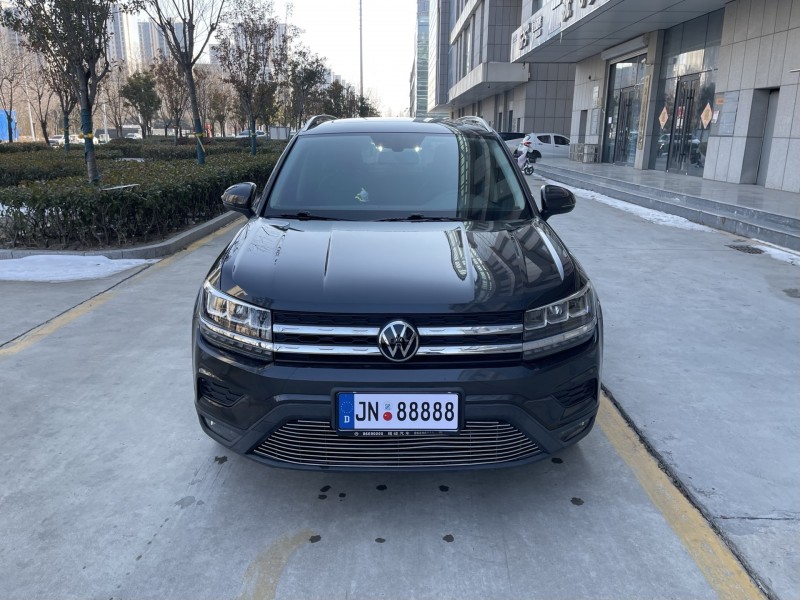 济宁21年大众途岳1