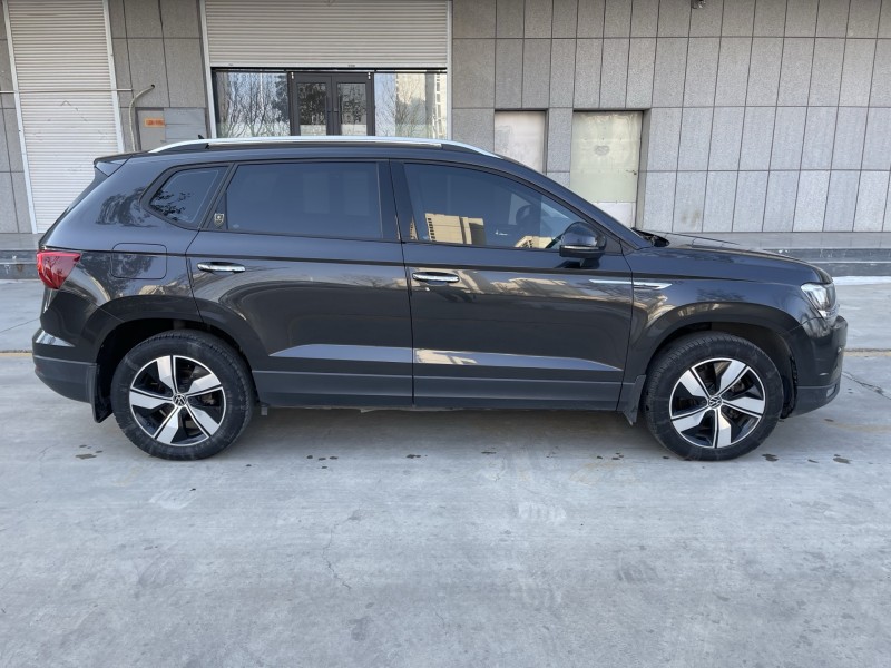 济宁21年大众途岳6