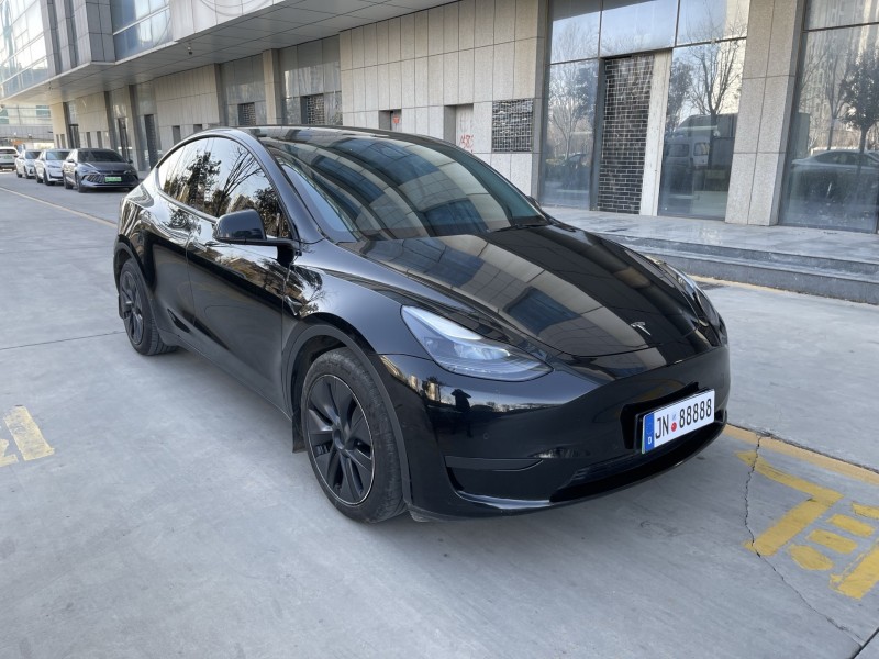 济宁23年特斯拉MODEL Y9