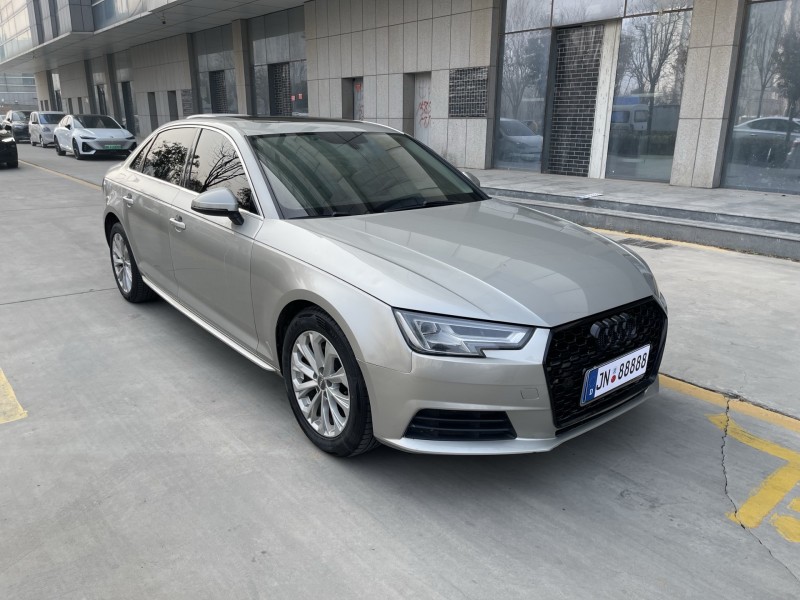 济宁17年奥迪A4L3