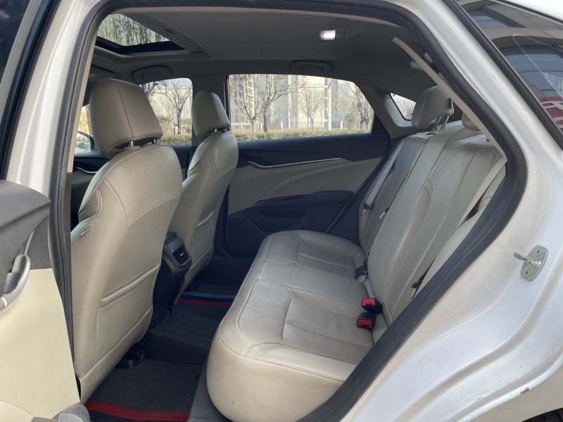 济宁18年别克英朗6