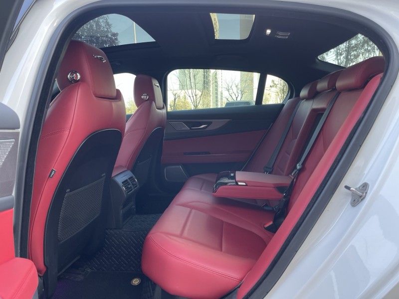 济宁21年捷豹XEL4