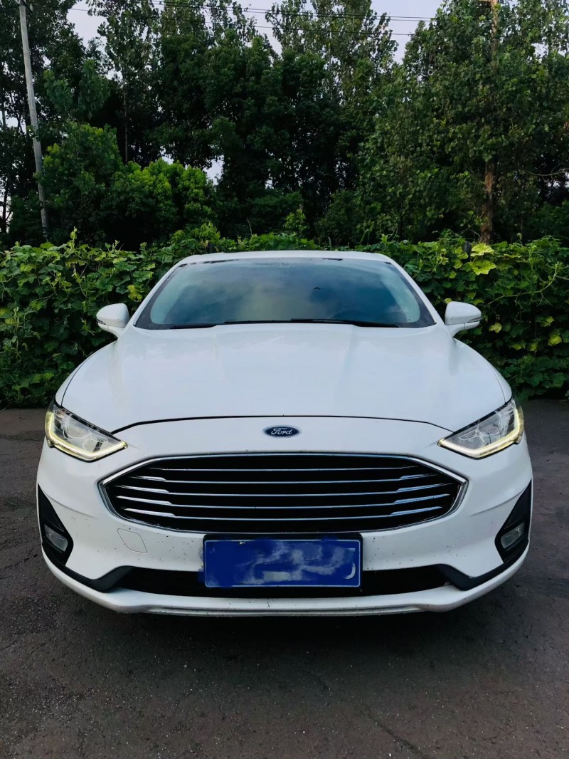 绍兴22年福特蒙迪欧1