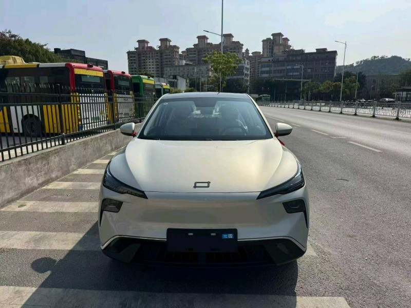 深圳26年奔腾悦意1