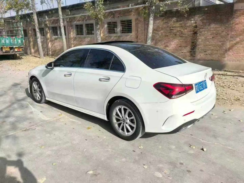 保定21年奔驰A8