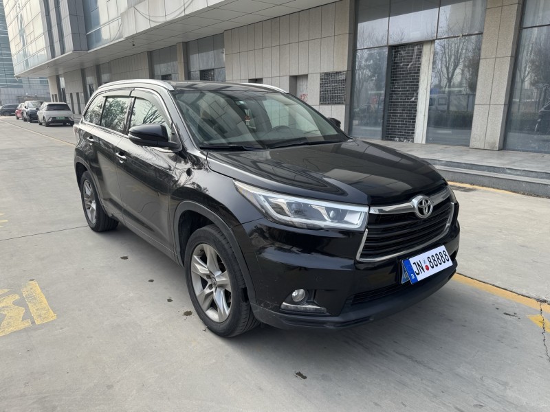 济宁18年丰田普拉多3