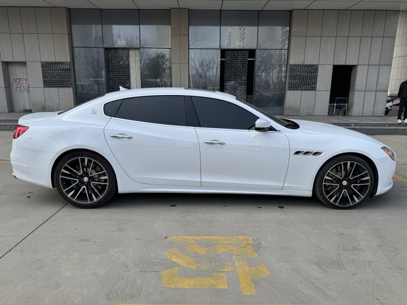 济宁17年玛莎拉蒂总裁7