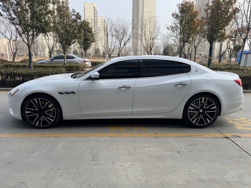 济宁17年玛莎拉蒂总裁8