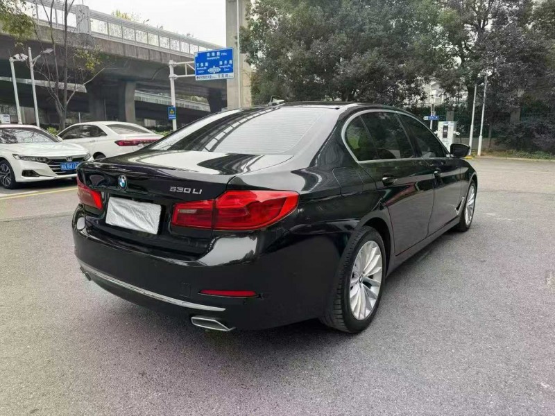 长沙20年宝马5系4