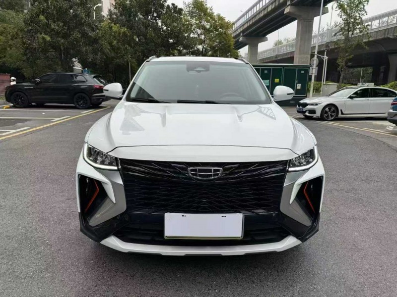 长沙21年吉利博越1