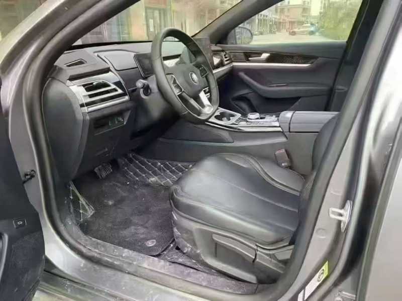 海口25年比亚迪秦4