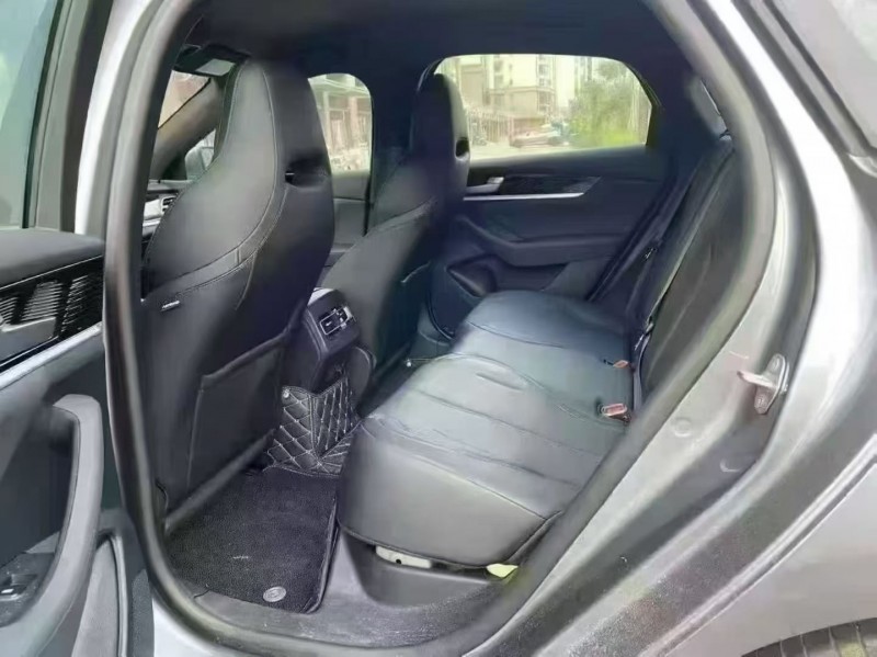 海口25年比亚迪秦6