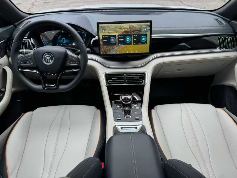 长沙23年比亚迪宋9