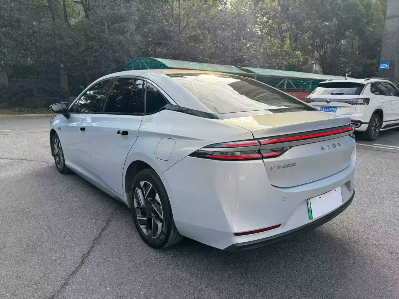 长沙23年传祺埃安S7