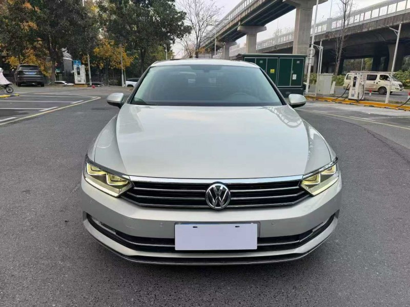 长沙19年大众迈腾1