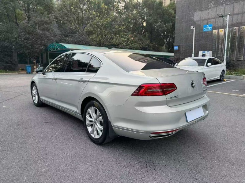 长沙19年大众迈腾7