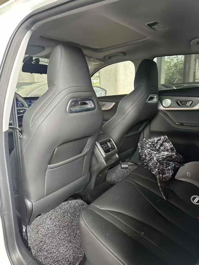 宁波25年奇瑞瑞虎3