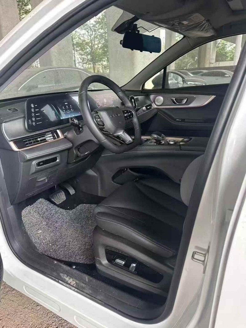 宁波25年奇瑞瑞虎8