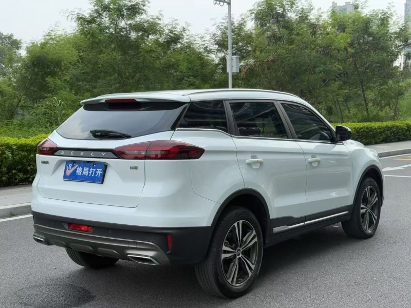 东莞23年吉利博越8