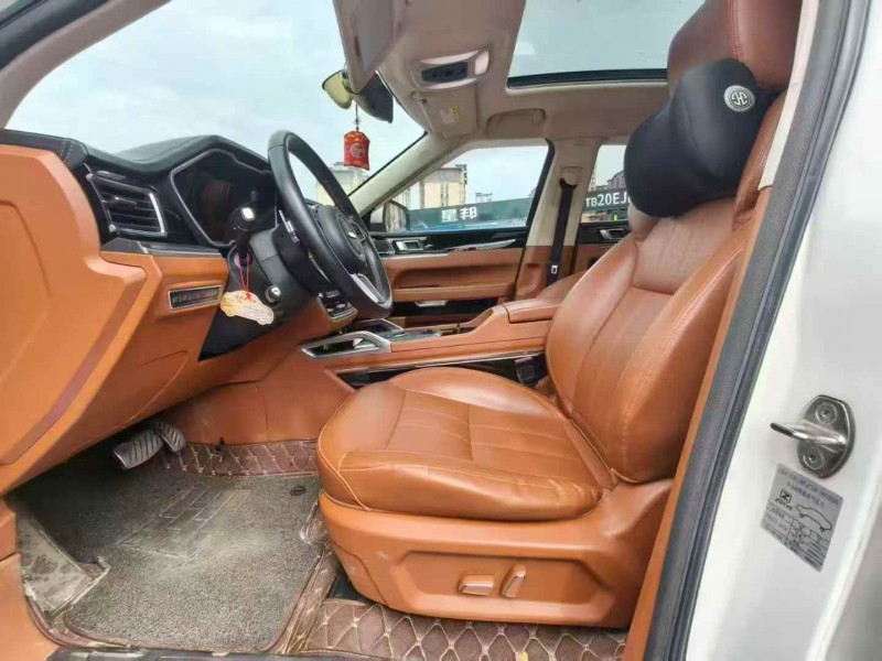 厦门18年众泰T7005