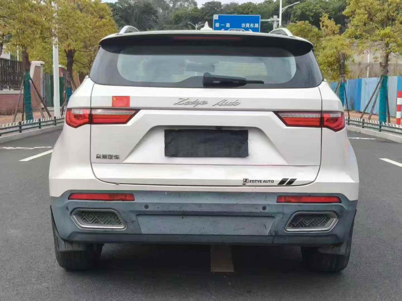 厦门18年众泰T7009