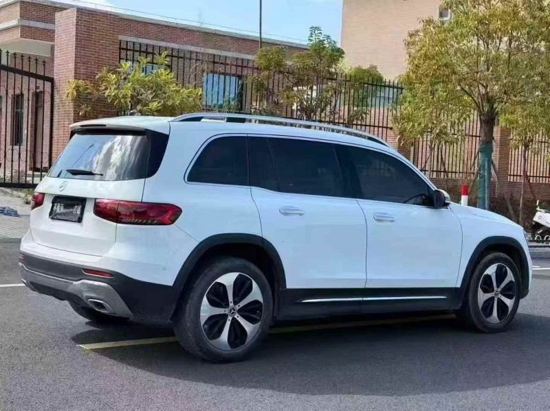 开封21年奔驰GLB6