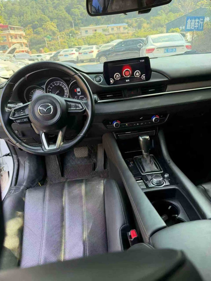 贵港20年马自达阿特兹5