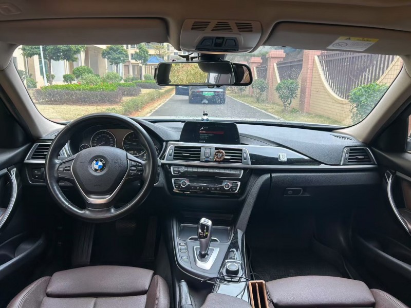 东莞18年宝马3系4