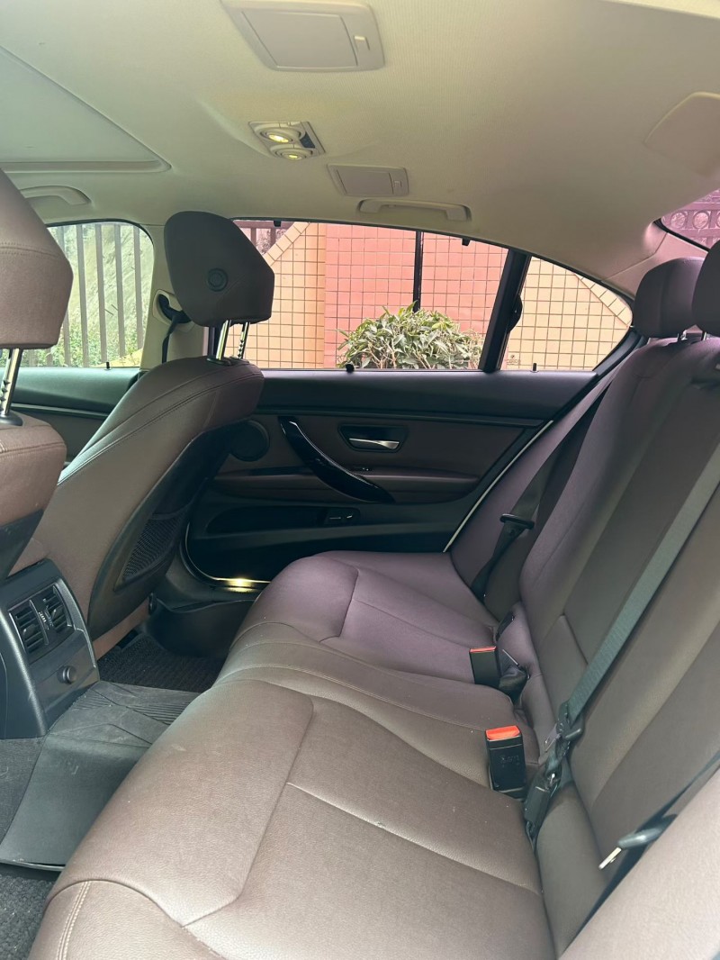 东莞18年宝马3系7