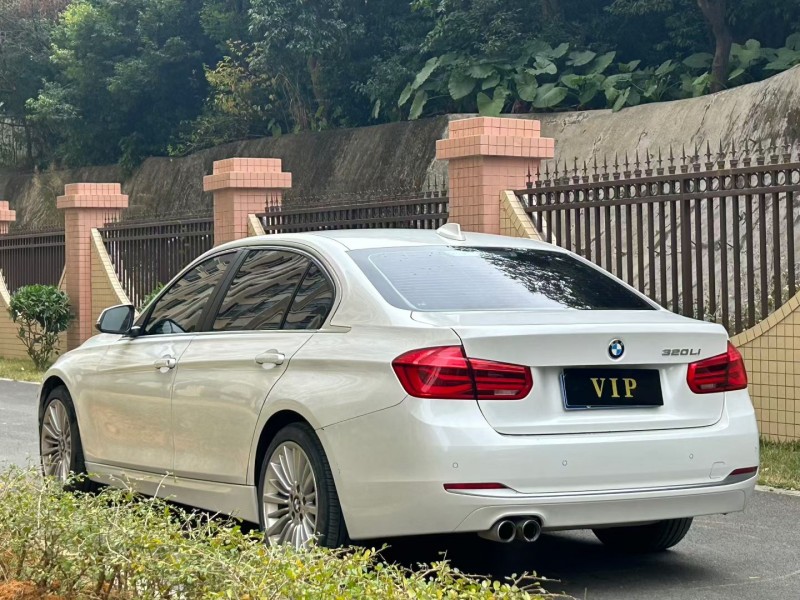 东莞18年宝马3系9