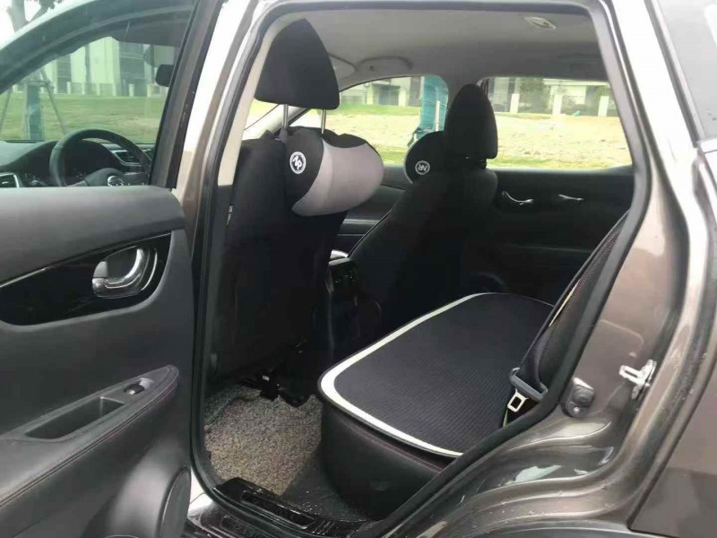 景德镇19年日产逍客8