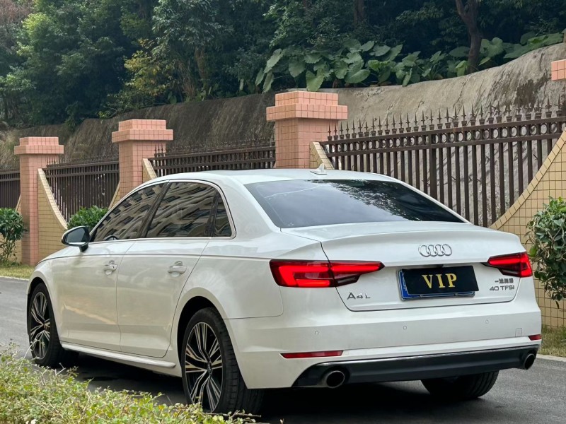东莞17年奥迪A4L9