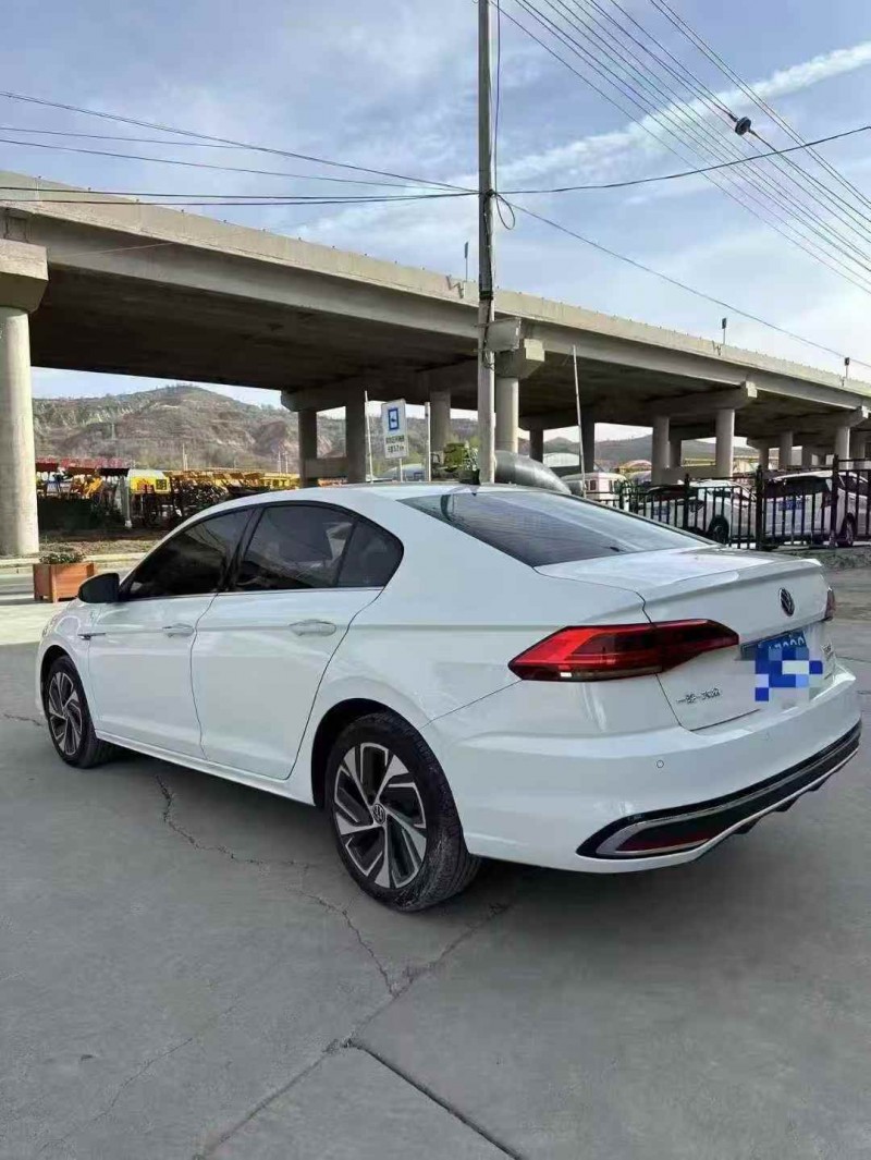 新乡25年大众宝来5