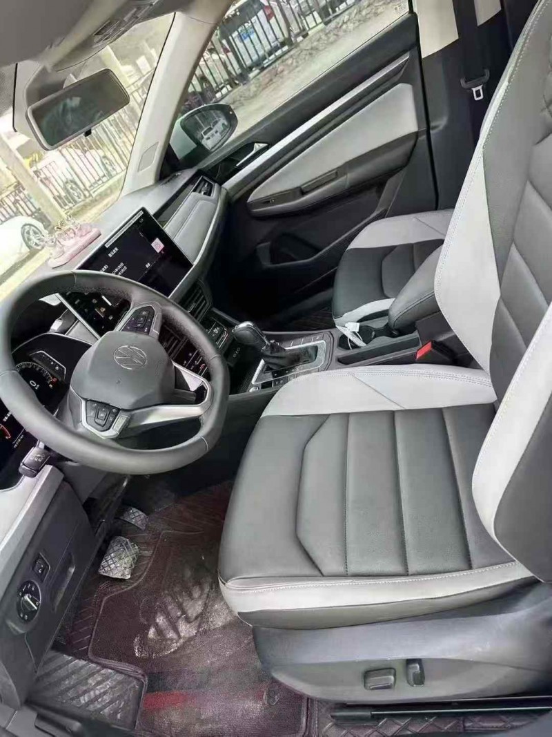 新乡25年大众宝来8