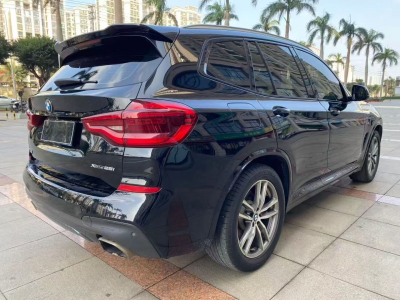 海口20年宝马X38