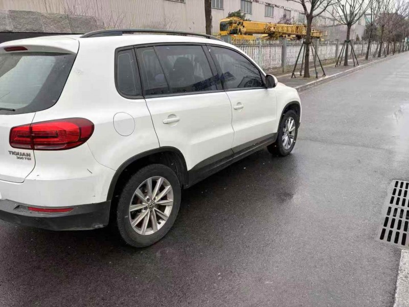 徐州17年大众途观8