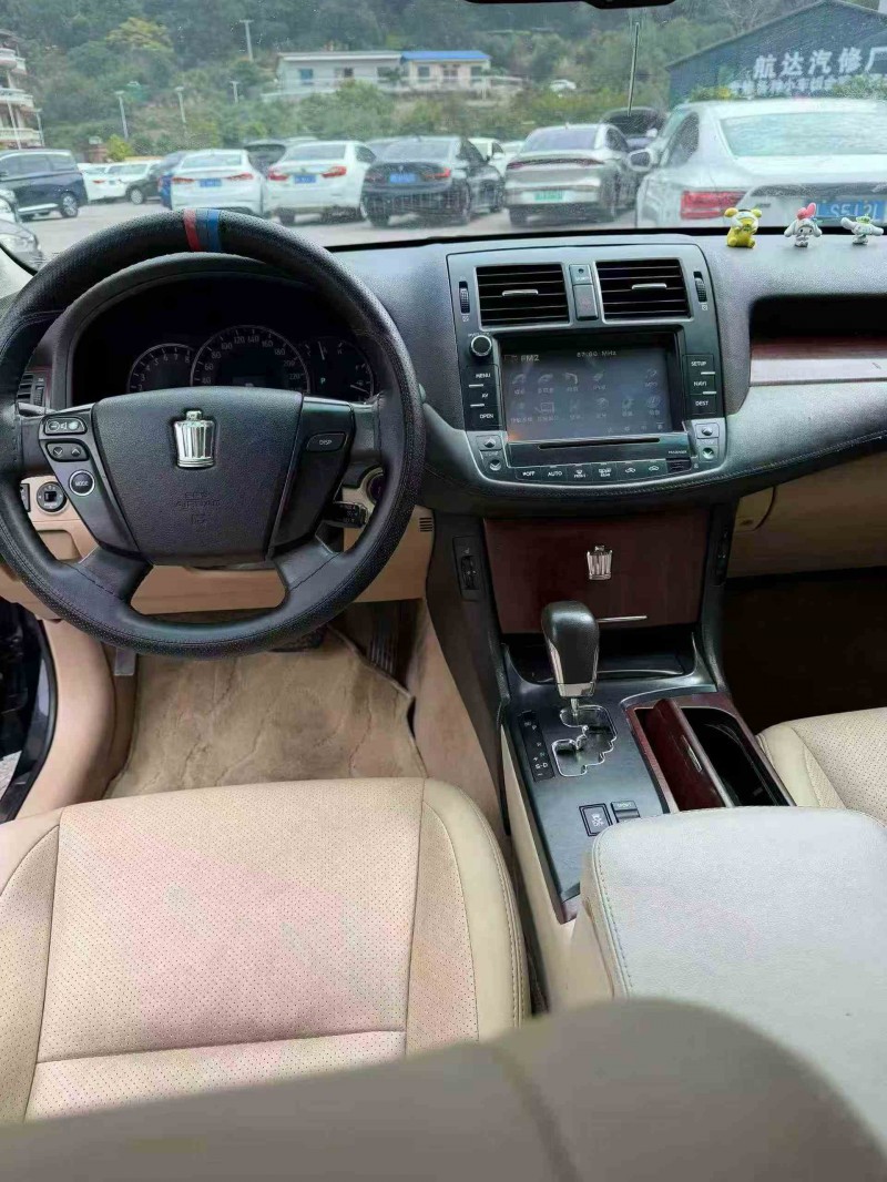 梧州11年丰田皇冠4