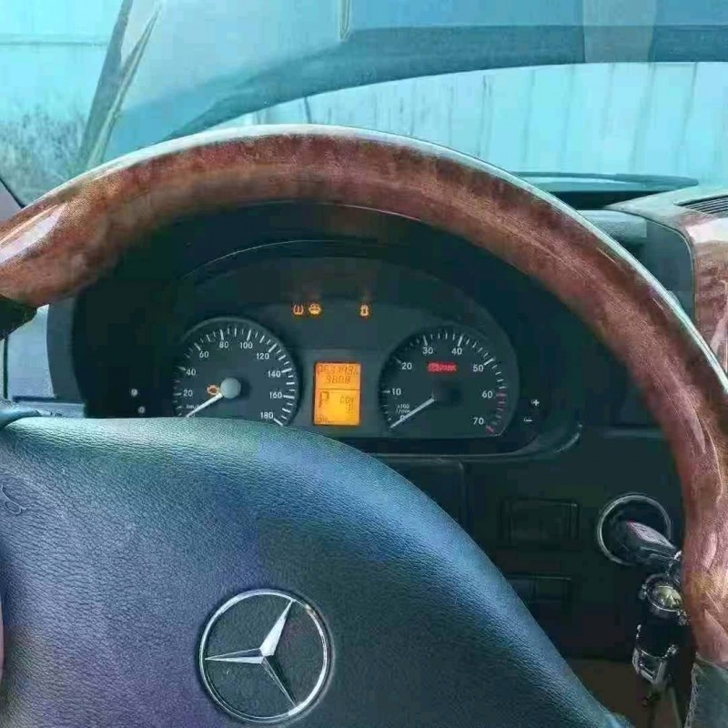 阜阳17年奔驰斯宾特6