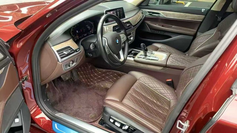 长沙19年宝马7系9