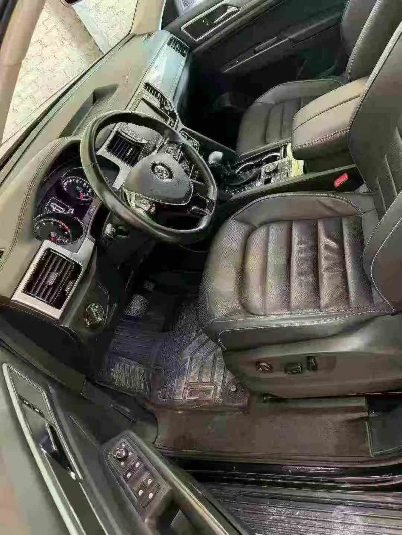 梧州18年大众途昂5