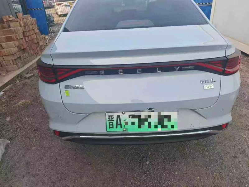 保定23年吉利雷神8