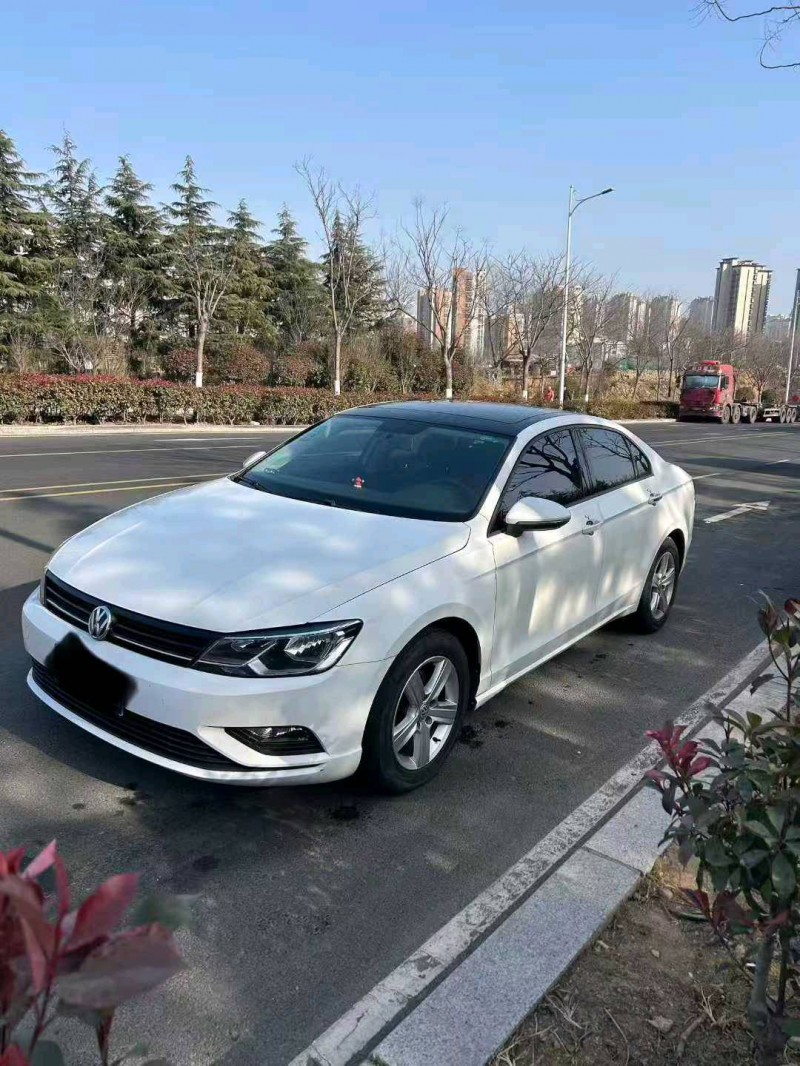 常州17年大众凌渡3