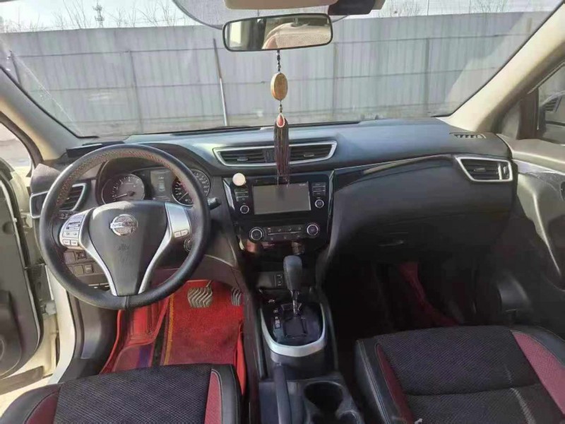 保定18年日产逍客4