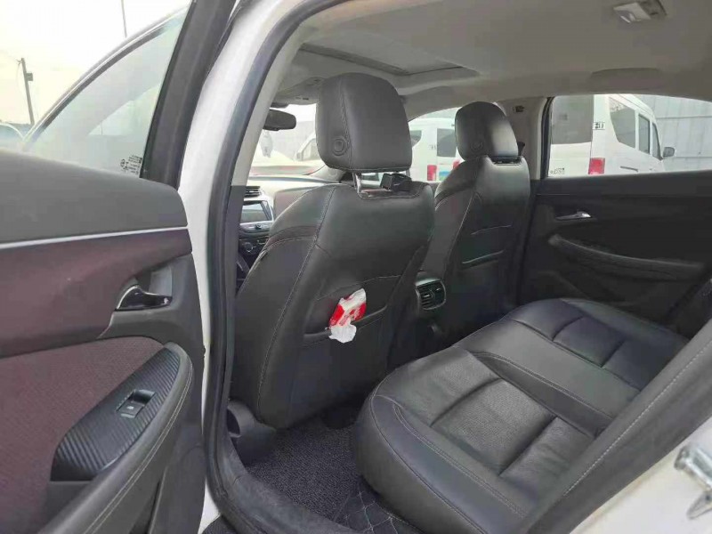 保定17年雪佛兰迈锐宝6