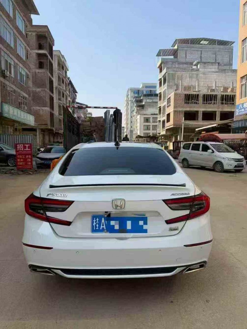 梧州22年本田雅阁9