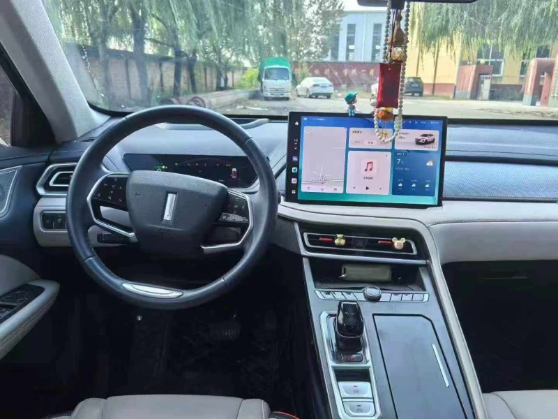 保定22年长城汽车魏牌5