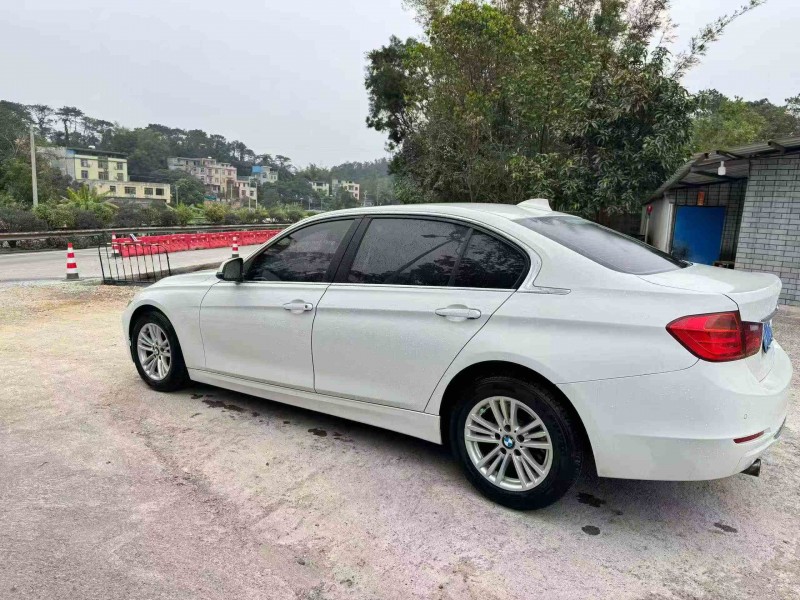 北海15年宝马3系8